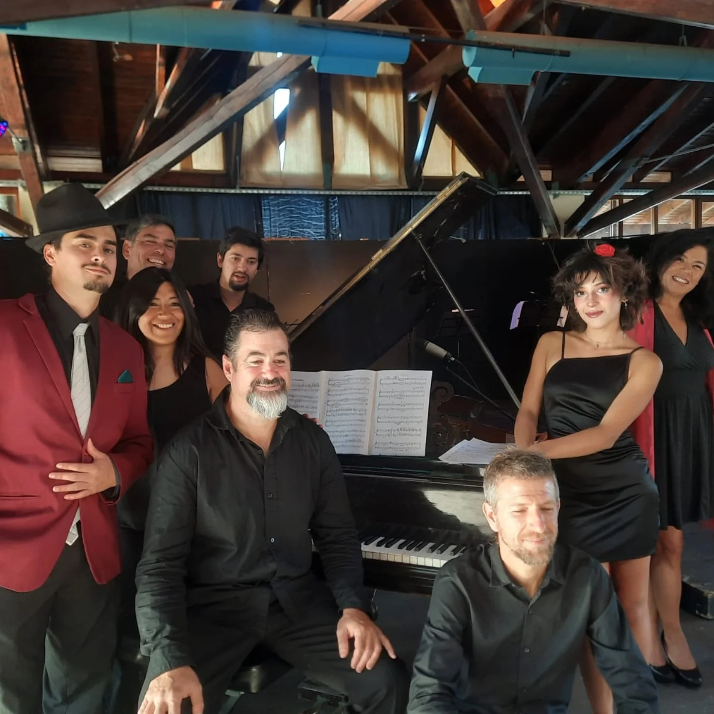 Tango Solidario por la Comarca Andina